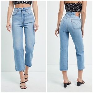 Levi's ribcage straight ankle jeans in Tango Love
